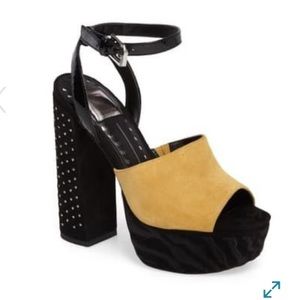 NWT Dolce Vita Lisa Platform Sandals
